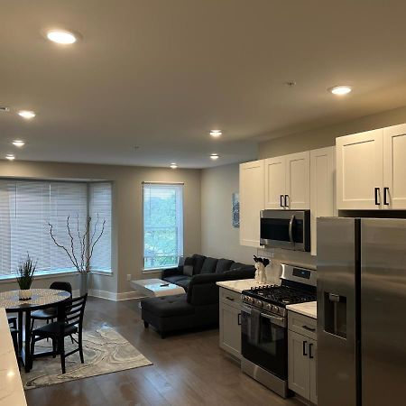Modern 2Br 2Ba Apartment With Rooftop In Brewerytown フィラデルフィア エクステリア 写真