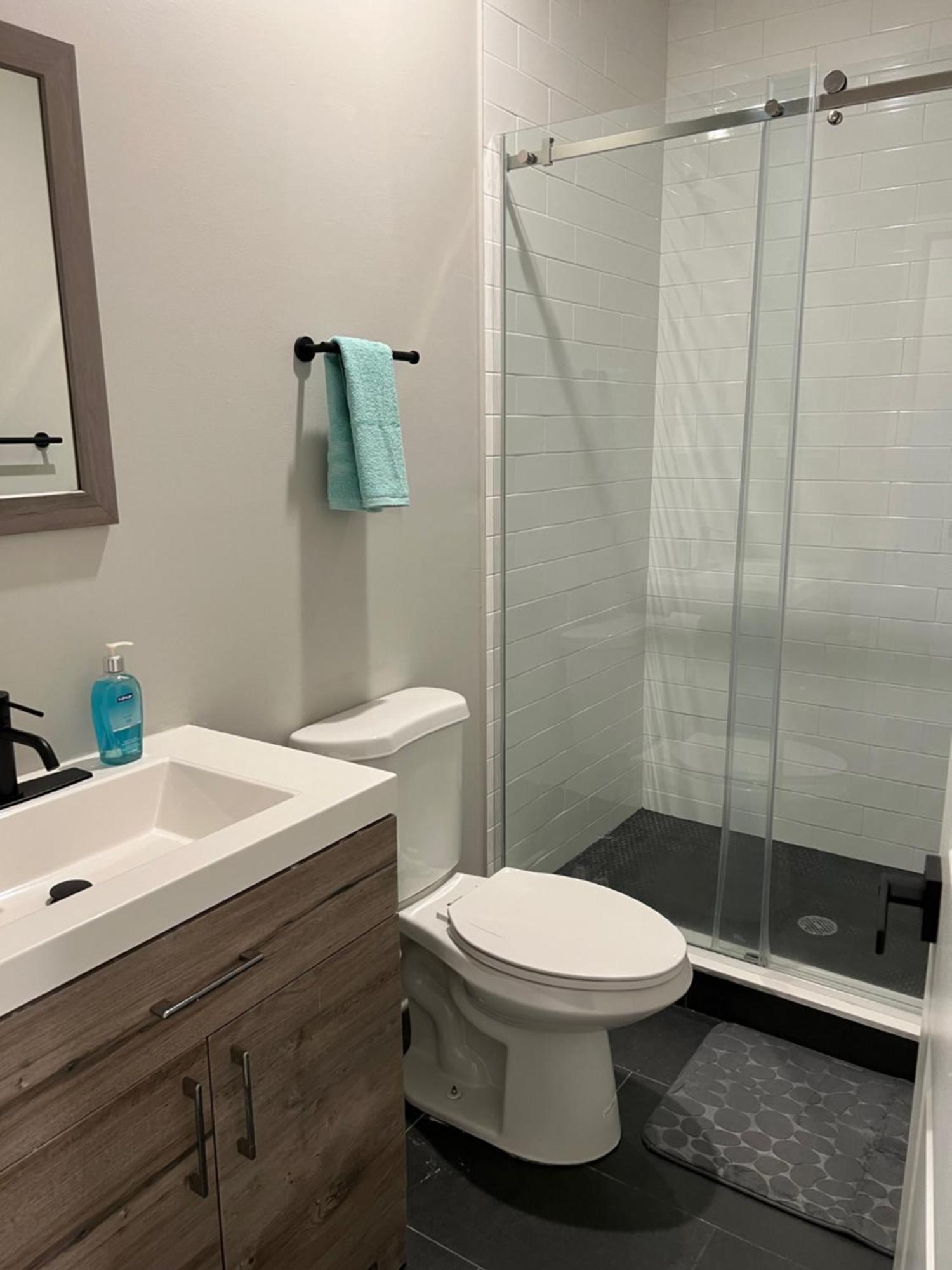Modern 2Br 2Ba Apartment With Rooftop In Brewerytown フィラデルフィア エクステリア 写真